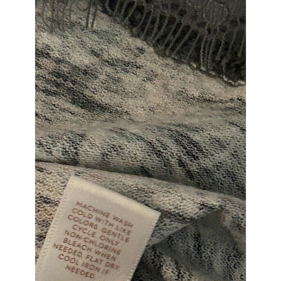 Laura Conrad Floral Top w/ Lace Hem & Back Ribbon Tie Gray Pink Sz large Blouse - Picture 13 of 15